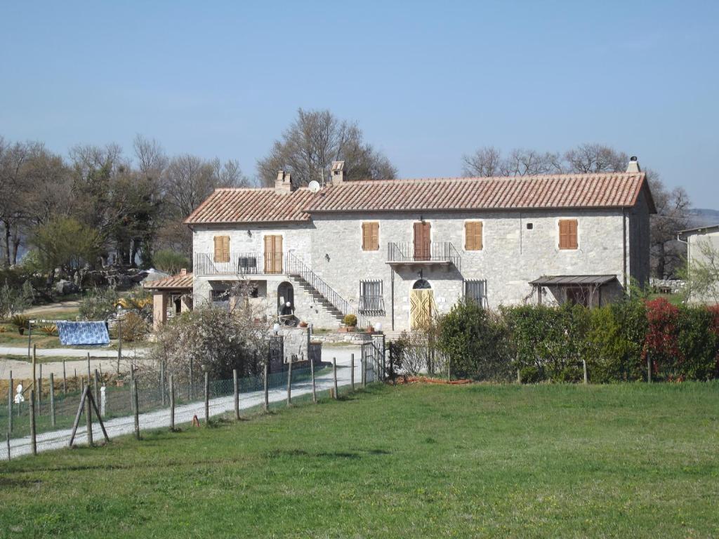 Agriturismo La Conserva Rocchette di Fazio Exteriör bild